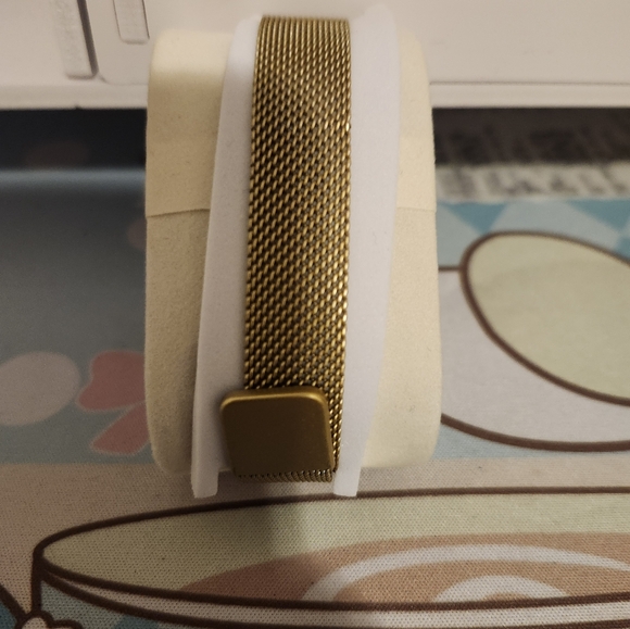 Watch - Picture 3 of 3